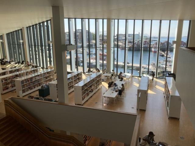 Bibliothek Blick auf den Hafen